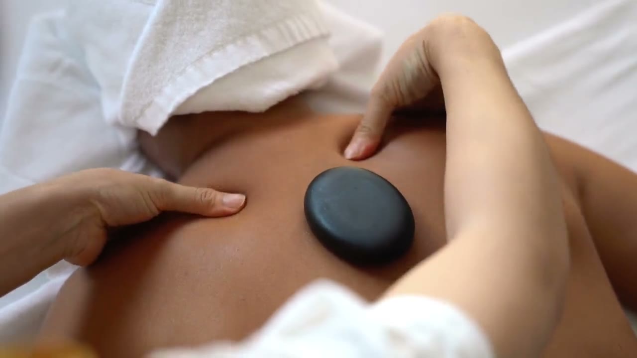 Hot-Stone-Massage bei Casa Salud in Basel